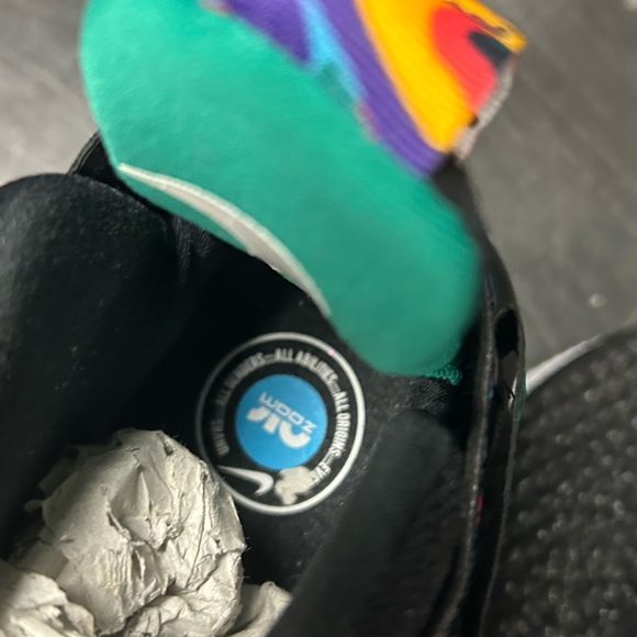 Nike Air Zoom UNVRS Size 8.5 Men - Picture 15 of 15